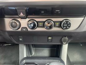 2017 TOYOTA TACOMA DOUBLE CAB SR5 PICKUP 4D 5 FT