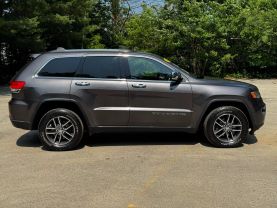 2017 JEEP GRAND CHEROKEE SUV V6, VVT, 3.6 LITER LIMITED SPORT UTILITY 4D