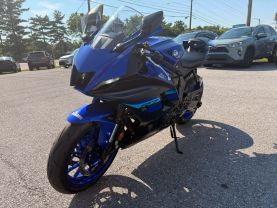 2024 YAMAHA YZF-R7 SPORTBIKES - -