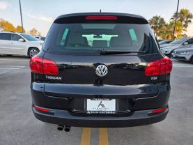 2017 Volkswagen Tiguan - Image 5