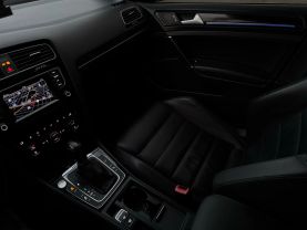 2015 VOLKSWAGEN GOLF R HATCHBACK 4-CYL, TURBO, 2.0 LITER HATCHBACK SEDAN 4D