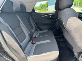 2023 CHEVROLET TRAILBLAZER SUV 3-CYL, ECOTEC, TURBO, 1.3 LITER LT SPORT UTILITY 4D at T&T Repairables - used car dealership in Spencer, Indiana.