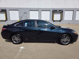 2016 Toyota Camry Hybrid - Image 8