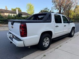 2007 CHEVROLET AVALANCHE LTZ SPORT UTILITY PICKUP 4D 5 1/4 FT