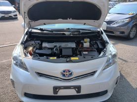 2013 TOYOTA PRIUS V