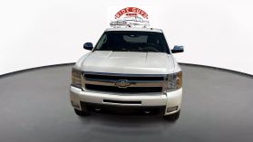 2009 CHEVROLET SILVERADO 1500 CREW CAB PICKUP V8, FLEX FUEL, 5.3 LITER LTZ PICKUP 4D 5 3/4 FT