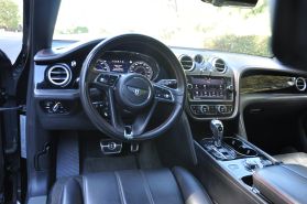 2018 BENTLEY BENTAYGA SEDAN W12, TWIN TURBO, 6.0 LITER ONYX EDITION SEDAN 4D
