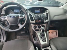 2014 FORD FOCUS SEDAN 4-CYL, FLEX FUEL, 2.0L SE SEDAN 4D