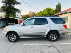 2004 TOYOTA SEQUOIA