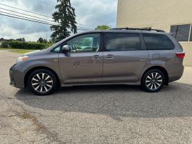 2019 TOYOTA SIENNA VAN V6, 3.5 LITER LE MINIVAN 4D