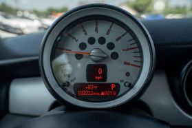 2010 MINI HARDTOP HATCHBACK 4-CYL, 1.6 LITER COOPER HATCHBACK 2D