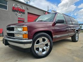 1999 Chevrolet Suburban 1500 - Image 10