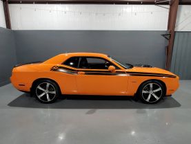 2014 Dodge Challenger - - Image 2