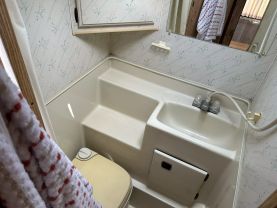 1989 LANCE CT - - CAMPER - The Auto Lot