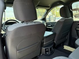2024 RAM 2500 CREW CAB PICKUP V8, HEMI, 6.4 LITER BIG HORN PICKUP 4D 6 1/3 FT