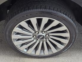 2019 Lincoln Navigatorreserve Sport Utility 4d - Image 36