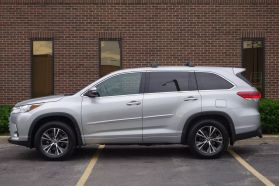 2017 TOYOTA HIGHLANDER SUV V6, 3.5 LITER LE SPORT UTILITY 4D