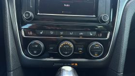 2018 Volkswagen Passat - Image 43