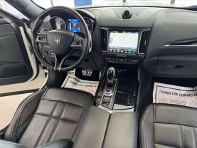 2017 MASERATI LEVANTE SUV V6, TWIN TURBO, 3.0 LITER SPORT UTILITY 4D