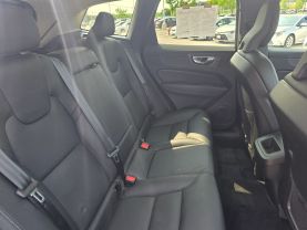 2022 VOLVO XC60 SUV 4-CYL, DRIVE-E, TURBO, 2.0 LITER B5 MOMENTUM SPORT UTILITY 4D
