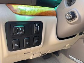 2004 LEXUS GX SUV V8, 4.7 LITER GX 470 SPORT UTILITY 4D