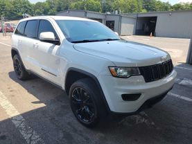 2017 JEEP GRAND CHEROKEE SUV V6, VVT, 3.6 LITER LAREDO SPORT UTILITY 4D