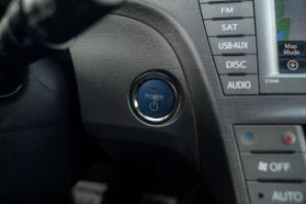 2012 TOYOTA PRIUS PLUG-IN HYBRID HATCHBACK 4-CYL, HYBRID, 1.8 LITER HATCHBACK 4D