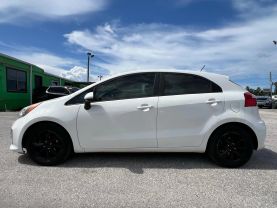 2016 KIA RIO HATCHBACK 4-CYL, 1.6 LITER EX HATCHBACK 4D