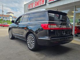 2019 Lincoln Navigatorreserve Sport Utility 4d - Image 8