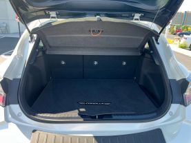 2019 TOYOTA COROLLA HATCHBACK HATCHBACK 4-CYL, DYNAMIC-FORCE, 2.0 LITER XSE HATCHBACK 4D - The Auto Lot