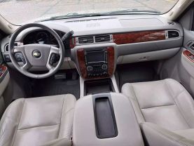2014 CHEVROLET SUBURBAN 1500 SUV V8, FLEX FUEL, 5.3 LITER LTZ SPORT UTILITY 4D