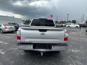 2018 NISSAN TITAN CREW CAB