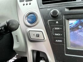 2012 TOYOTA PRIUS V