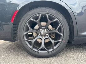2019 CHRYSLER 300 SEDAN V6, 3.6 LITER 300S SEDAN 4D