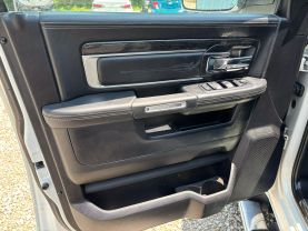 2016 RAM 2500 CREW CAB PICKUP V8, HEMI, 6.4 LITER LARAMIE LIMITED PICKUP 4D 6 1/3 FT at T&T Repairables - used car dealership in Spencer, Indiana.