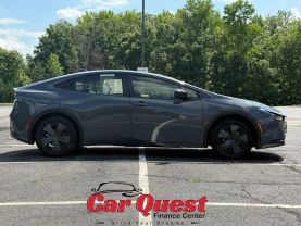 2024 Toyota Prius - Image 8