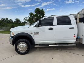 2017 RAM 5500 CREW CAB & CHASSIS CAB CHASSIS 6-CYL, TURBO DSL, 6.7L TRADESMAN CAB & CHASSIS 4D