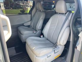 2014 TOYOTA SIENNA VAN V6, 3.5 LITER XLE MINIVAN 4D