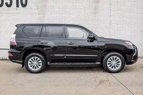 2017 LEXUS GX SUV V8, 4.6 LITER GX 460 SPORT UTILITY 4D