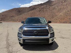 2018 TOYOTA TUNDRA CREWMAX PICKUP V8, 4.6 LITER SR5 PICKUP 4D 5 1/2 FT