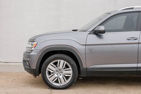 2019 Volkswagen Atlas - Image 17