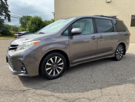 2019 TOYOTA SIENNA VAN V6, 3.5 LITER LE MINIVAN 4D