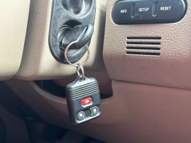 2005 FORD F150 SUPERCREW CAB PICKUP V8, 5.4 LITER LARIAT PICKUP 4D 5 1/2 FT at T&T Repairables - used car dealership in Spencer, Indiana.