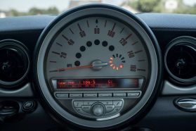2010 MINI HARDTOP HATCHBACK 4-CYL, 1.6 LITER COOPER HATCHBACK 2D