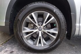 2017 TOYOTA HIGHLANDER SUV V6, 3.5 LITER LE SPORT UTILITY 4D
