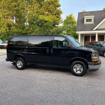 2018 Chevrolet Express 2500 Cargo - Image 2
