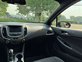 2017 CHEVROLET CRUZE SEDAN 4-CYL, TURBO, 1.4 LITER LT SEDAN 4D