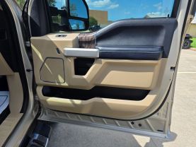 2018 FORD F250 SUPER DUTY CREW CAB PICKUP V8, TURBO DIESEL, 6.7L LARIAT PICKUP 4D 8 FT