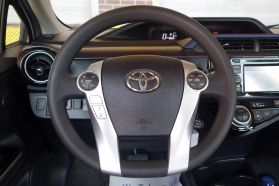 2016 TOYOTA PRIUS C HATCHBACK 4-CYL, HYBRID, 1.5 LITER TWO HATCHBACK 4D
