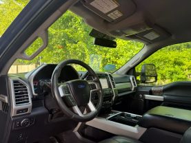 2017 FORD F250 SUPER DUTY CREW CAB PICKUP V8, TURBO DIESEL, 6.7L LARIAT PICKUP 4D 6 3/4 FT